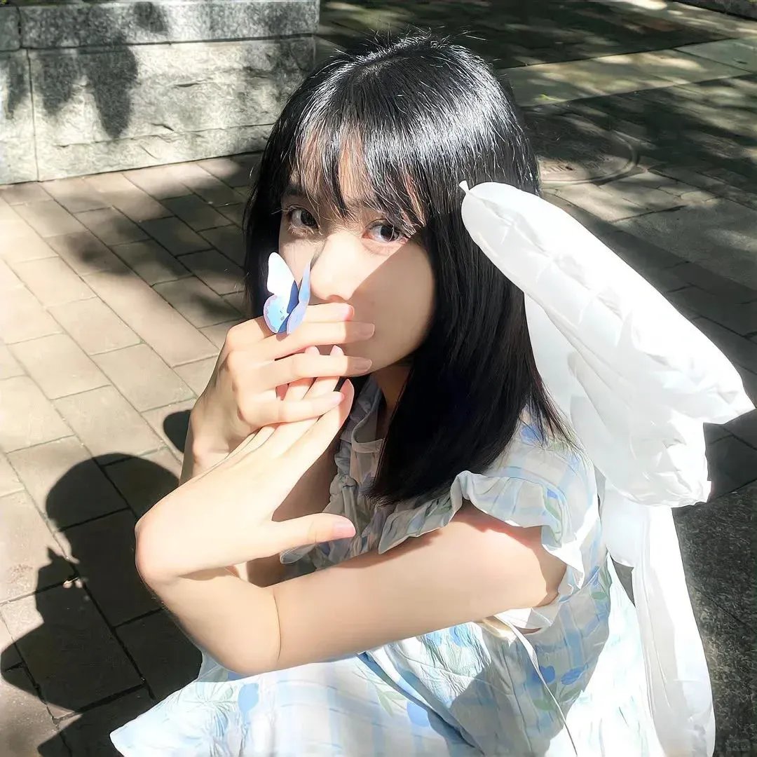彩凤云裳
